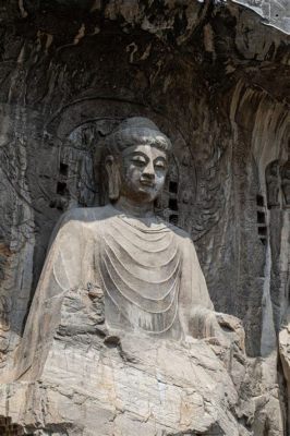  龍門石窟、古代仏教彫刻の壮大さに圧倒される！